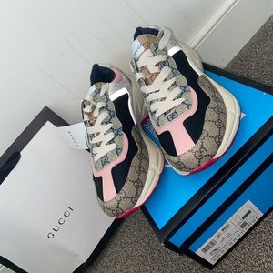 GUCCI SNEAKERS